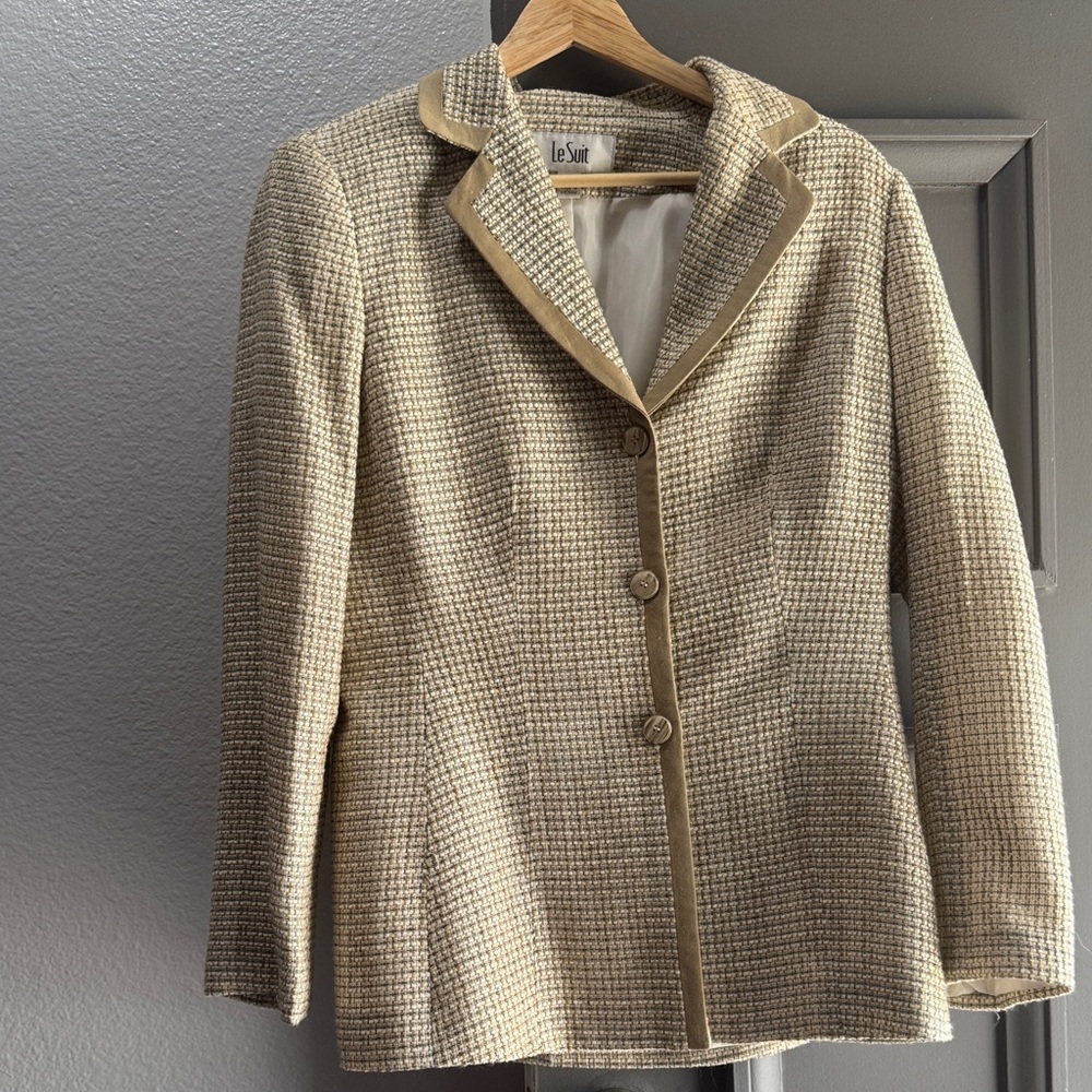 Le Suit Women's Beige Textured Blazer